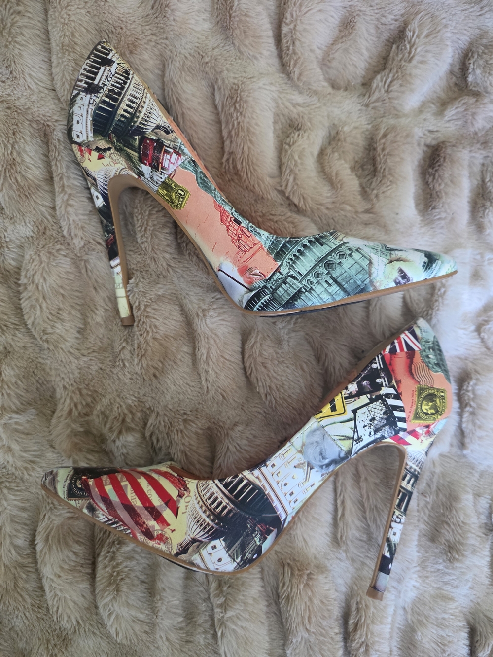 Shoe Republic LA Multicolor Cityscape Stiletto Pumps
